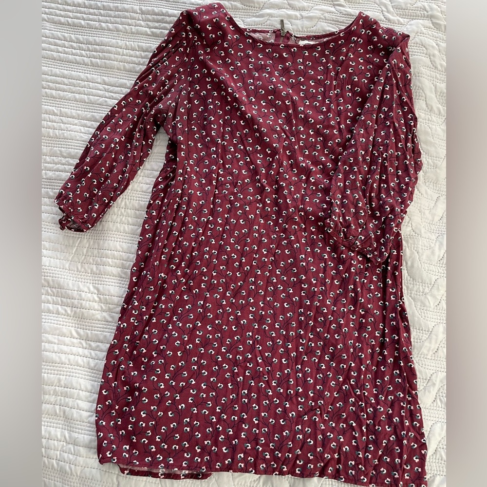 Old Navy Maroon Shift Dress